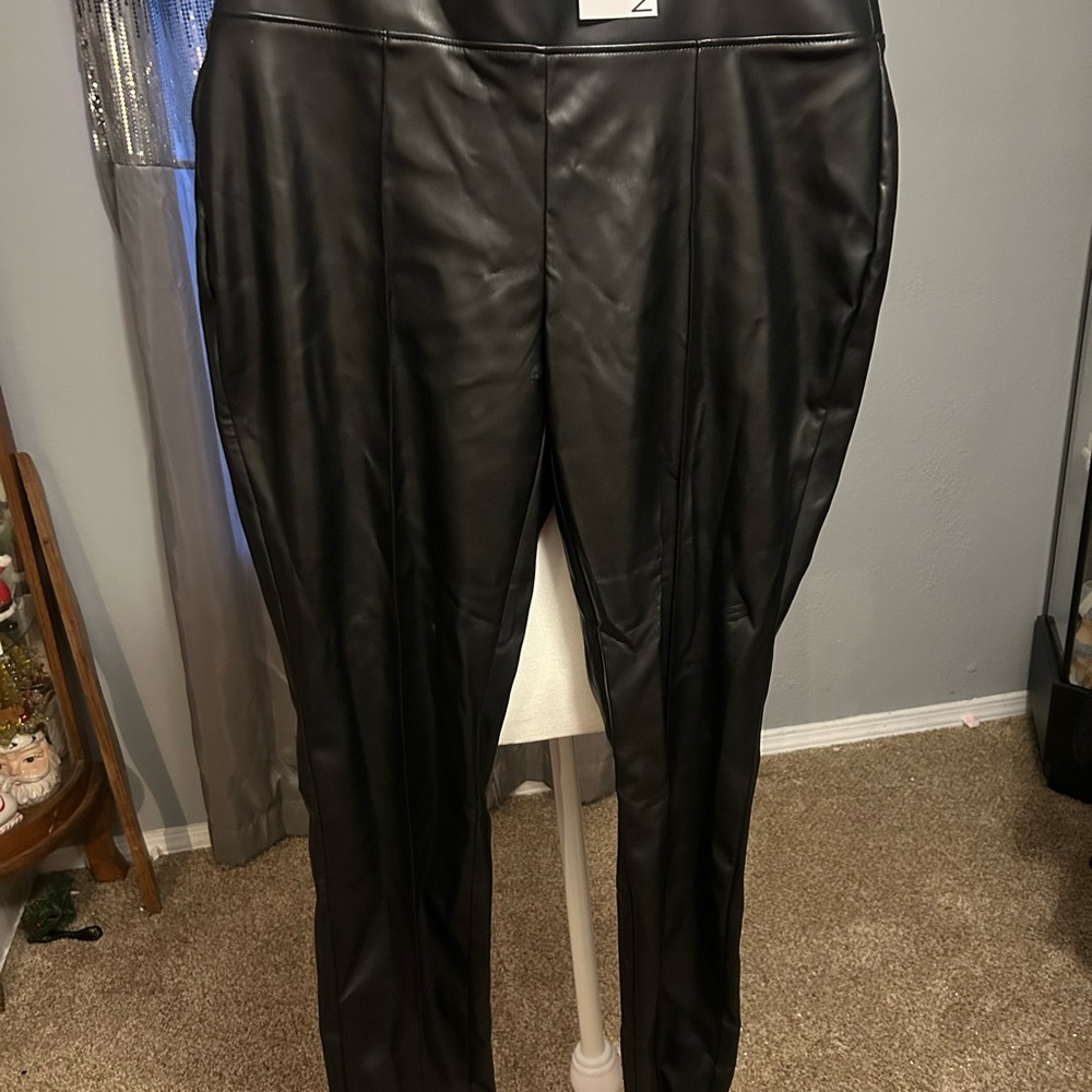 Nine West Black Faux Leather Skinny Pants